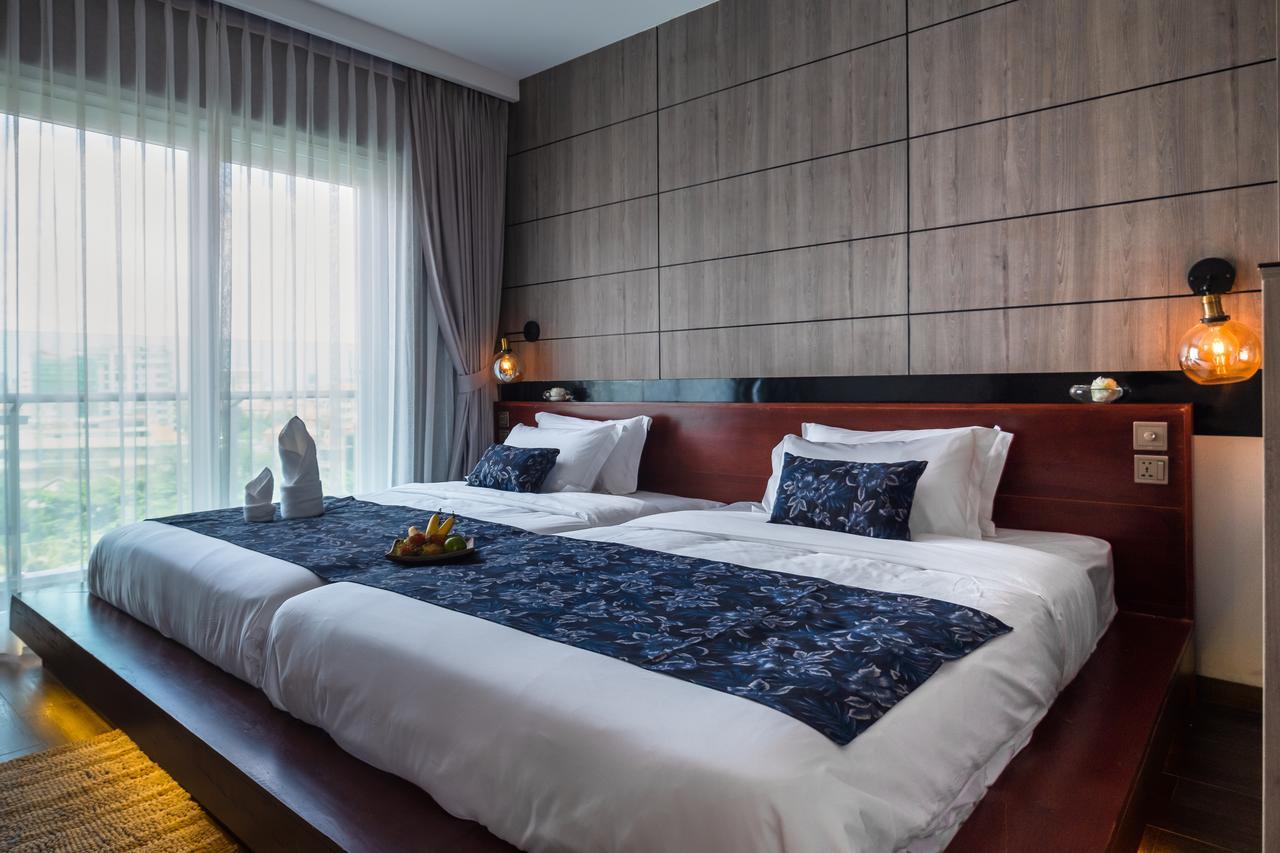 Nou'S River Hotel Phnompen Kültér fotó